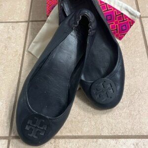 Tory Burch Minnie Travel Ballet with Logo - Size 9/5